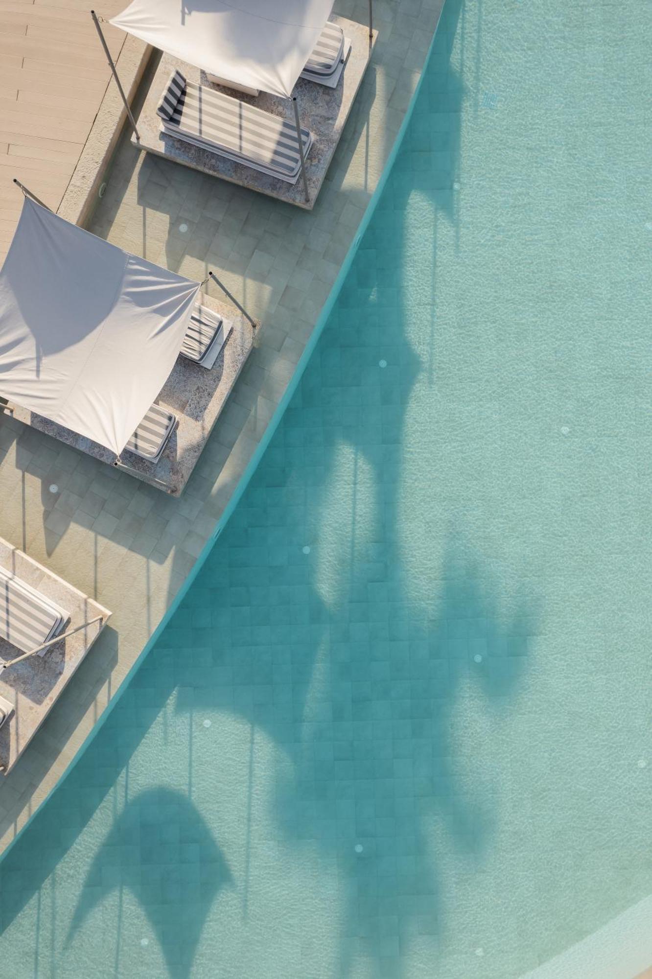 Blue Carpet Luxury Suites 페프코초리 외부 사진
