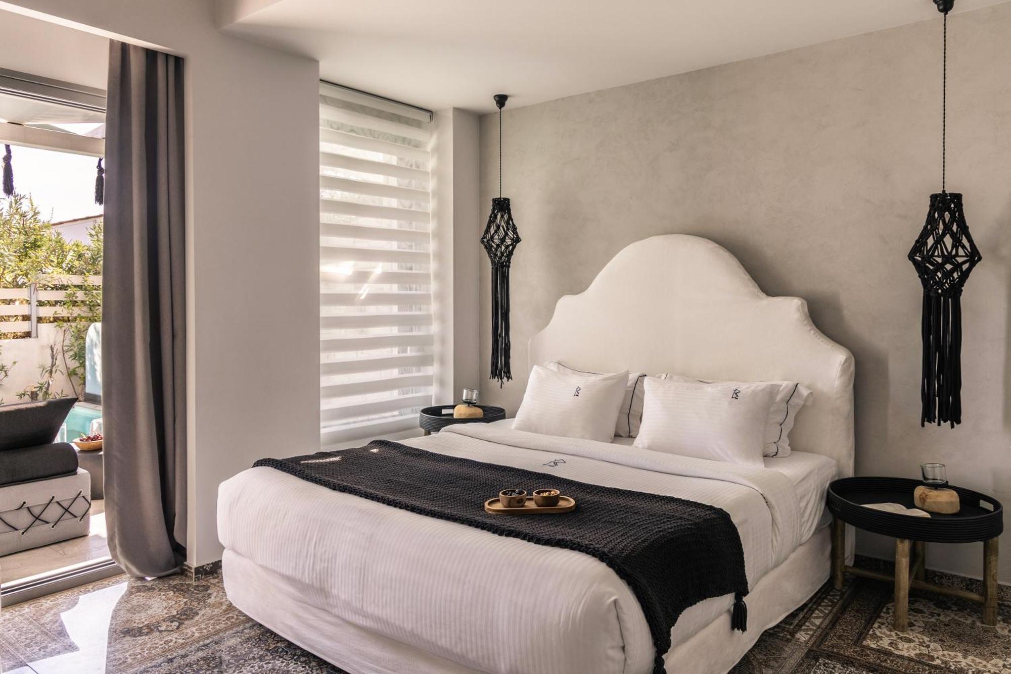 Blue Carpet Luxury Suites 페프코초리 외부 사진