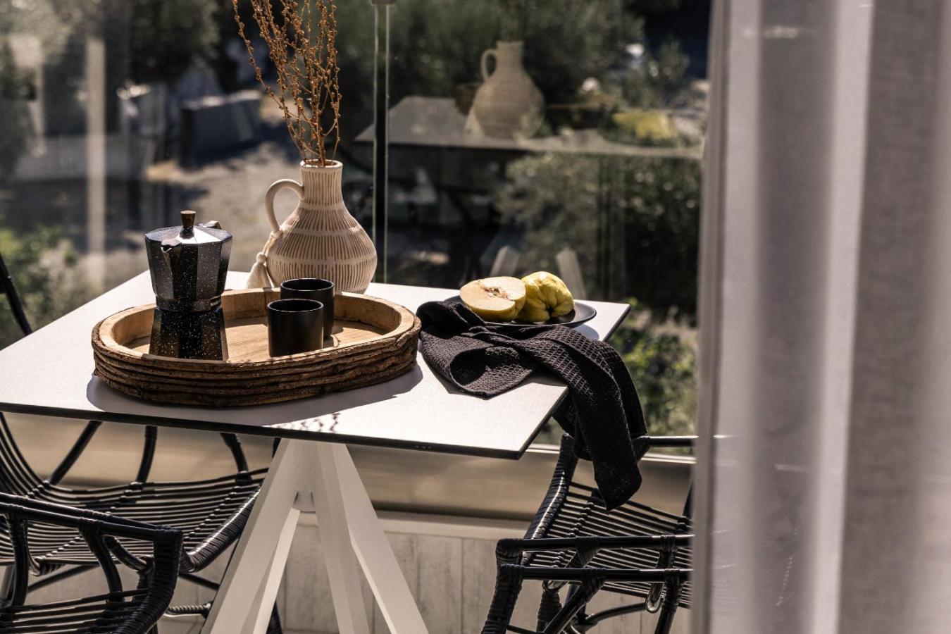 Blue Carpet Luxury Suites 페프코초리 외부 사진